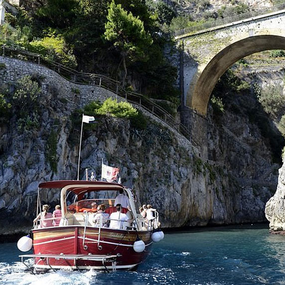 Barcos em Amalfi