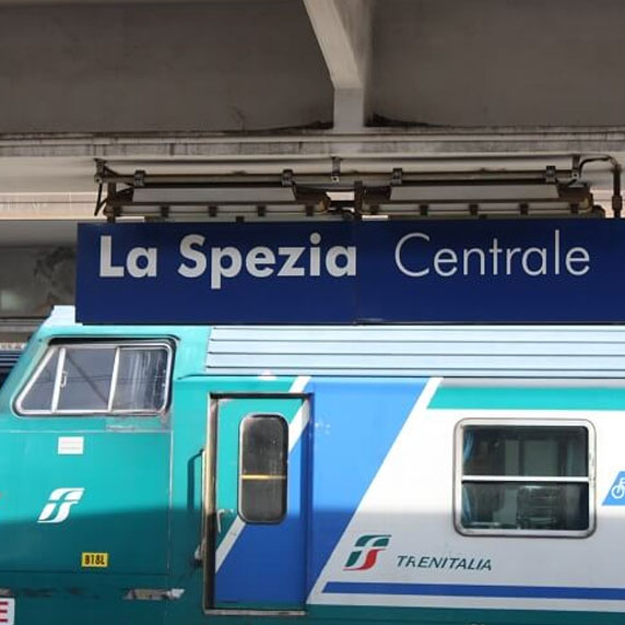 How to get to La Spezia