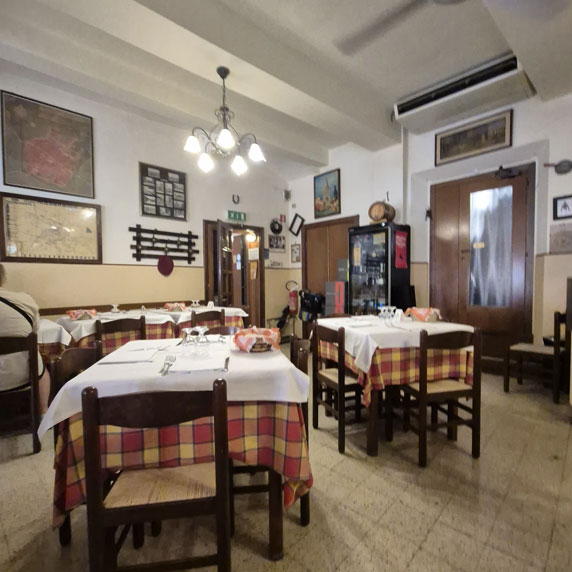 Trattoria tradicional em Modena