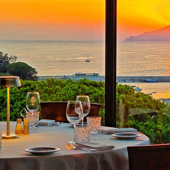 Trattorias and charming alleys of Sestri Levante